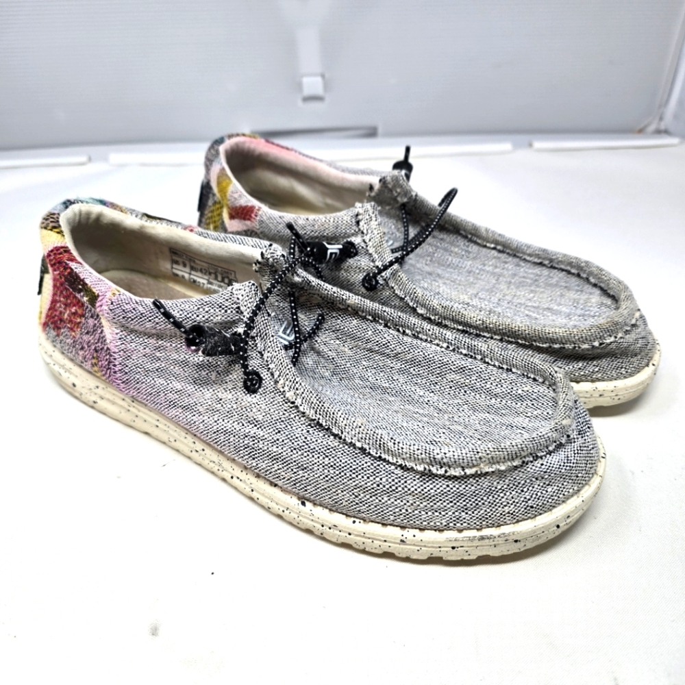 Hey Dudes Men’s Wally Funk Etno Grey Loafers Slip On Boat Shoes Men's Size 9 US.